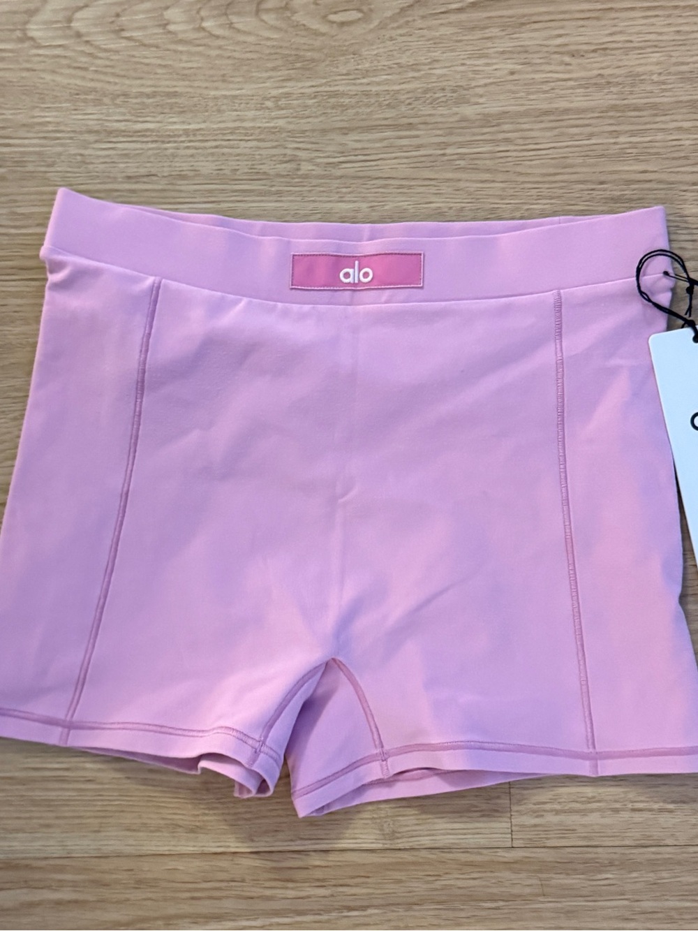 Alo Yoga Alosoft Sincere Micro Short in Candy Heart Pink size XS *NWT*